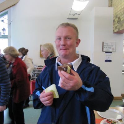 Cake sales for Kenya school appeal